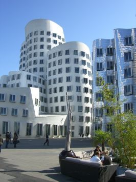 Düsseldorf : Medienhafen, Gehry Bauten